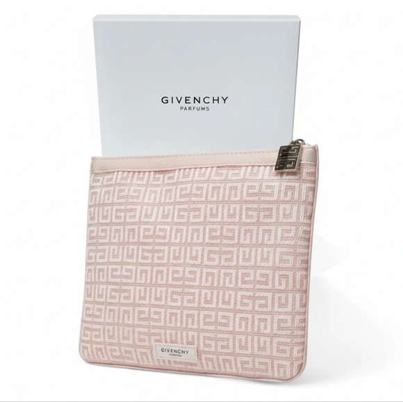 Givenchy Other - Givenchy Trousse Plate Nude (Flat Nude Pouch)
